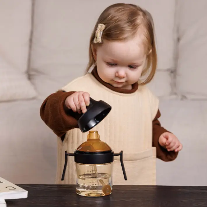 25.3.26Petua untuk Peralihan Botol Bayi kepada Cawan Sippy
